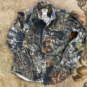 Mossy Oaks long sleeve shirt